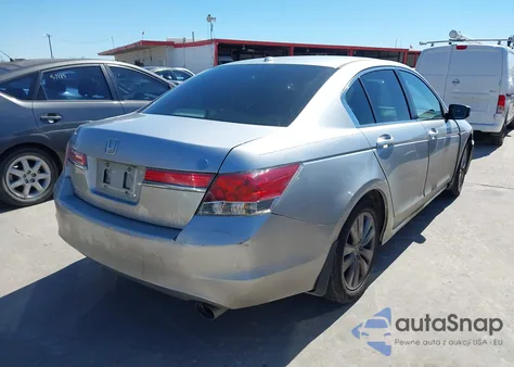 2011 Honda Accord 2.4 Ex-L z USA, uszkodzony, nr VIN 1HGCP2F89BA038357